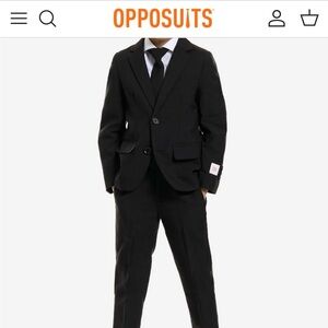 Suit- great condition Opposuits size 6